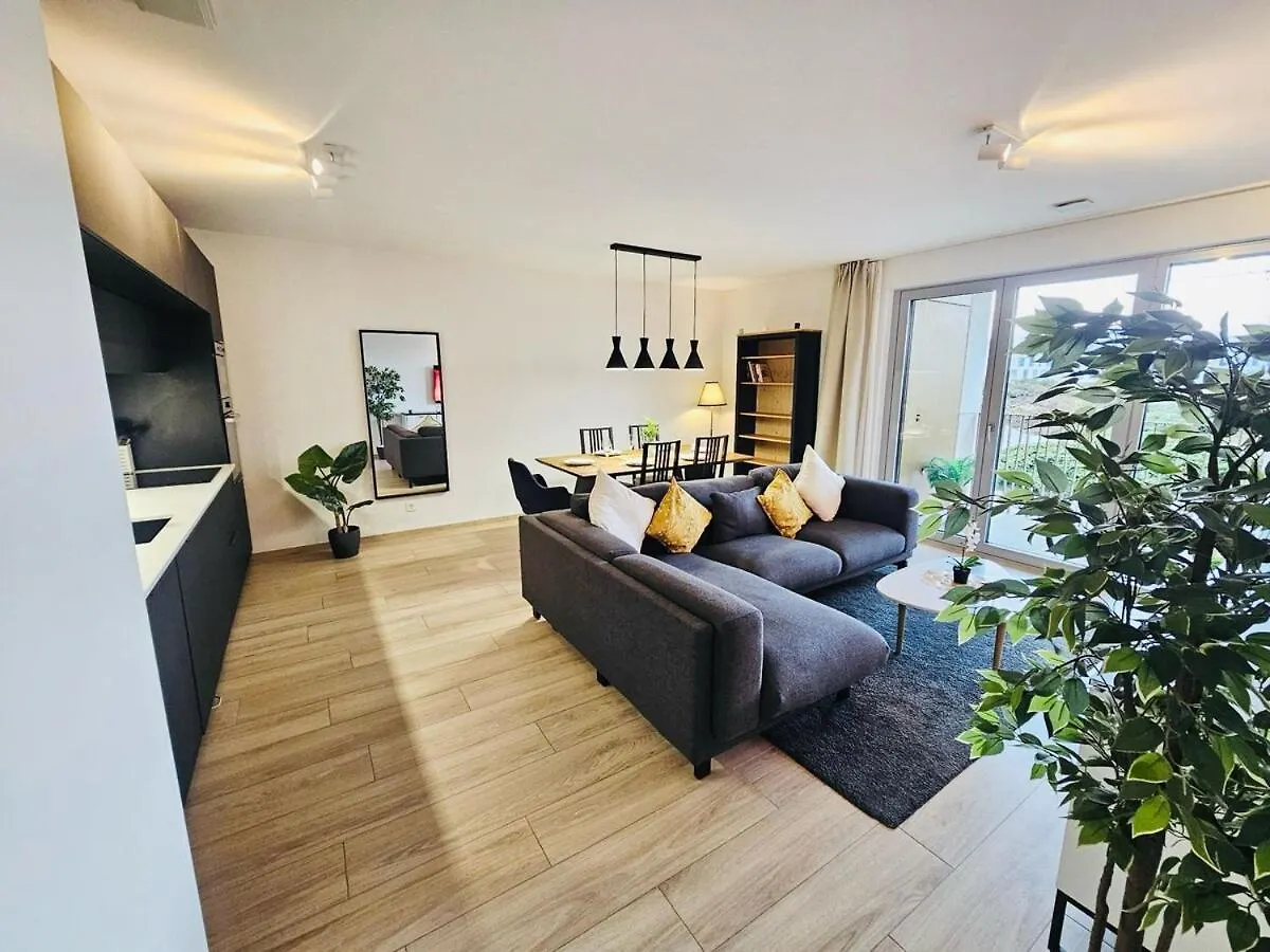 Serene 2 Bedroom Flat With Private Terrace-Cd10 卢森堡 卢森堡
